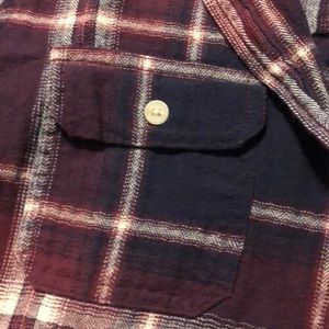 Universal Thread Tops - Women’s flannel Universal Thread Tops - Women’s flannel